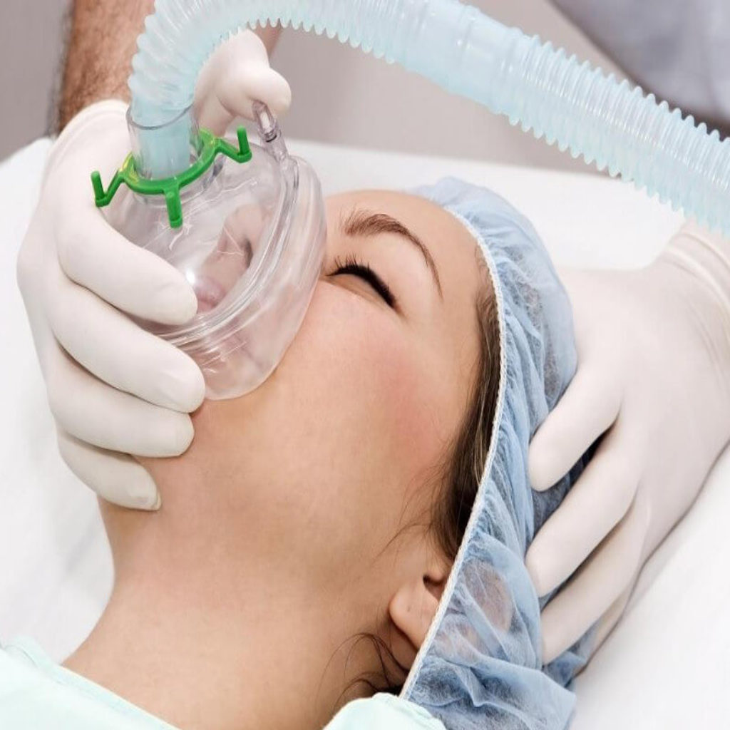 narkoz-pri-blefaroplastike-1024x1024